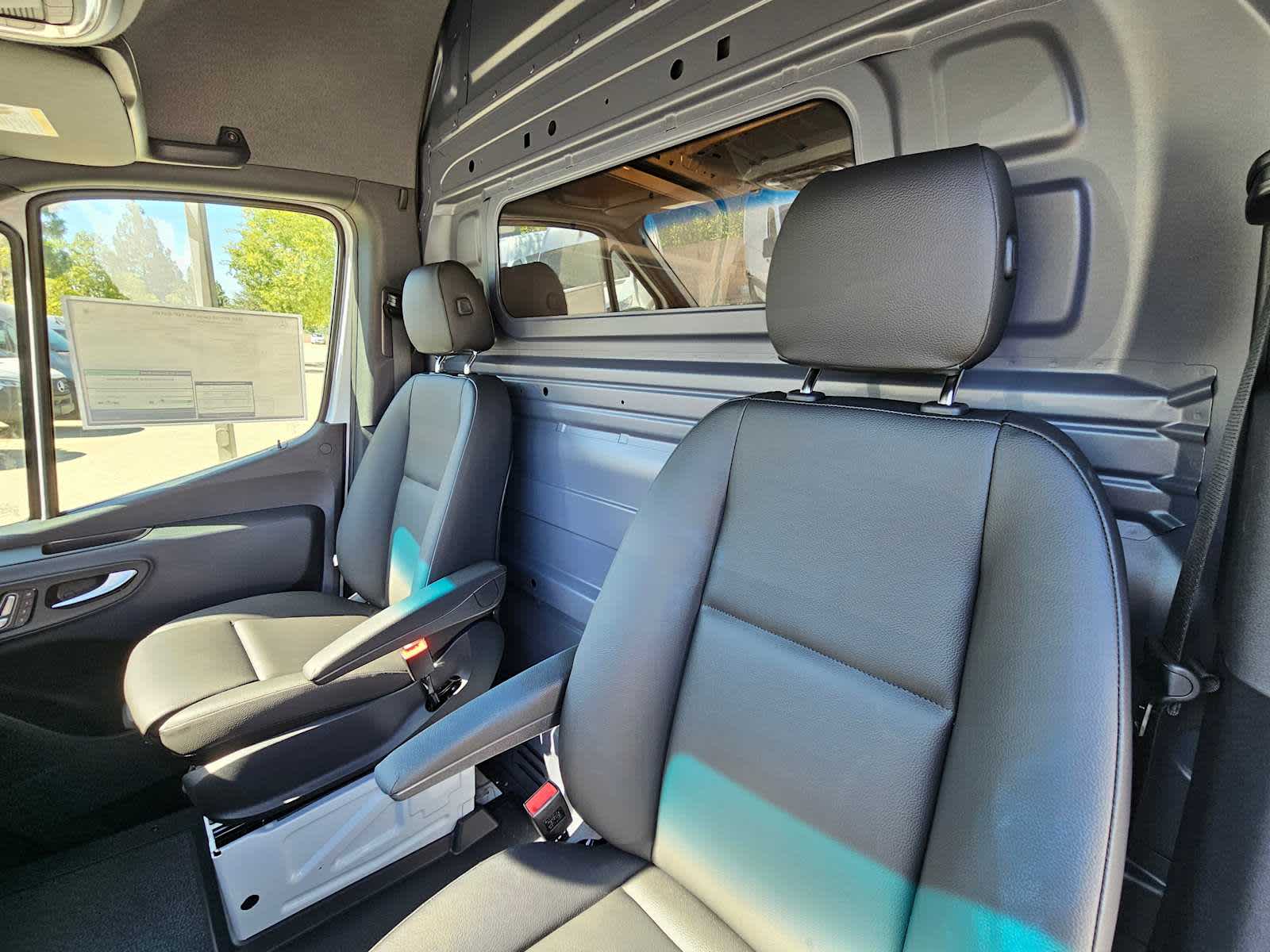 2024 Mercedes-Benz Sprinter 3500XD Standard Roof I4 Diesel HO 144" RWD