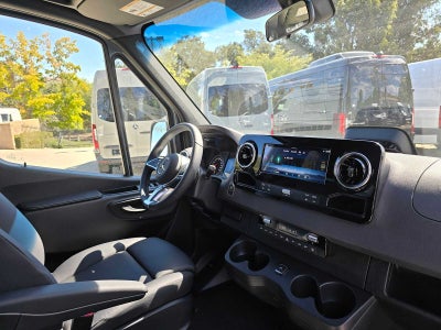 2025 Mercedes-Benz Sprinter 2500 Standard Roof I4 Diesel HO 144" RWD