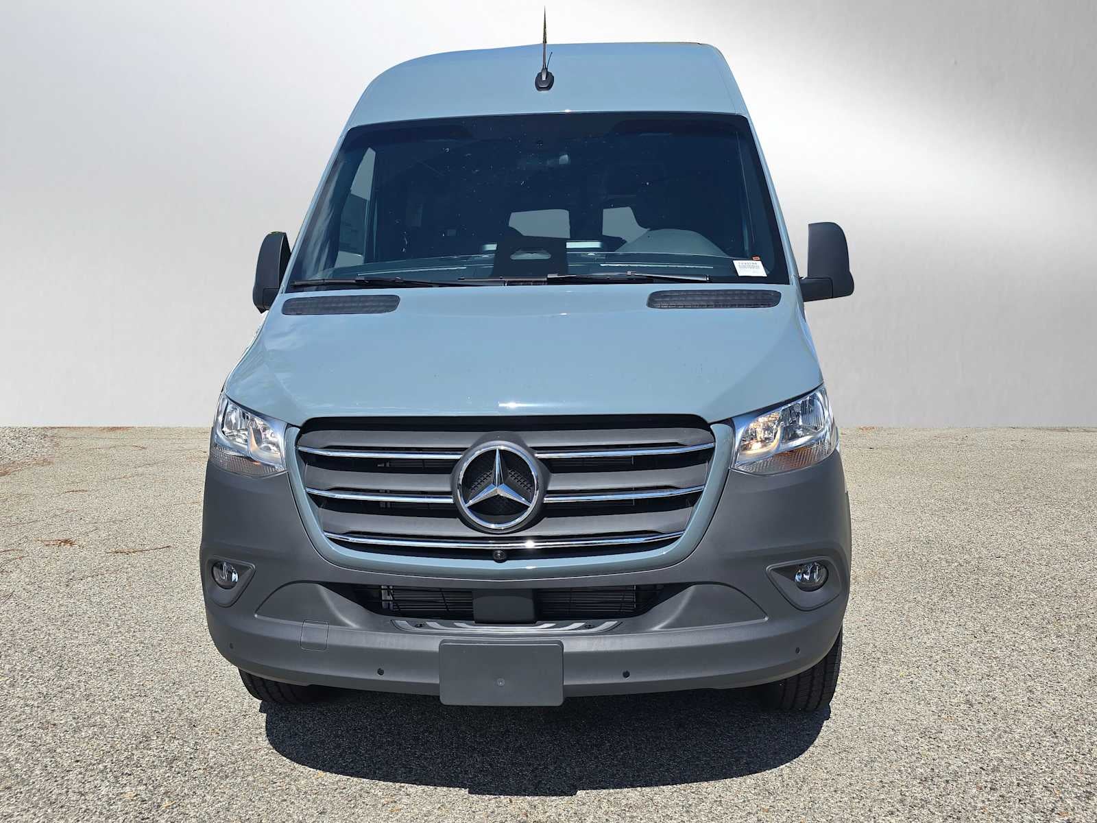 2025 Mercedes-Benz Sprinter 2500 Standard Roof I4 Diesel HO 144" RWD