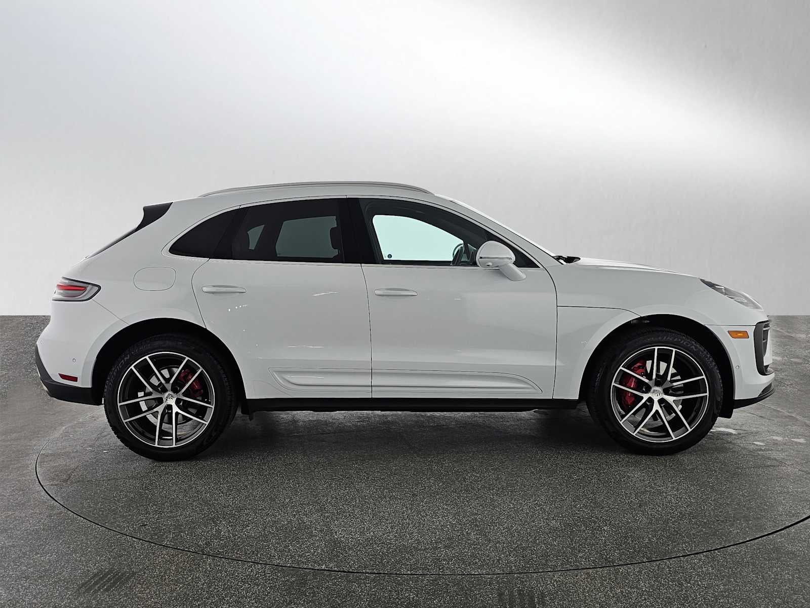 2024 Porsche Macan S