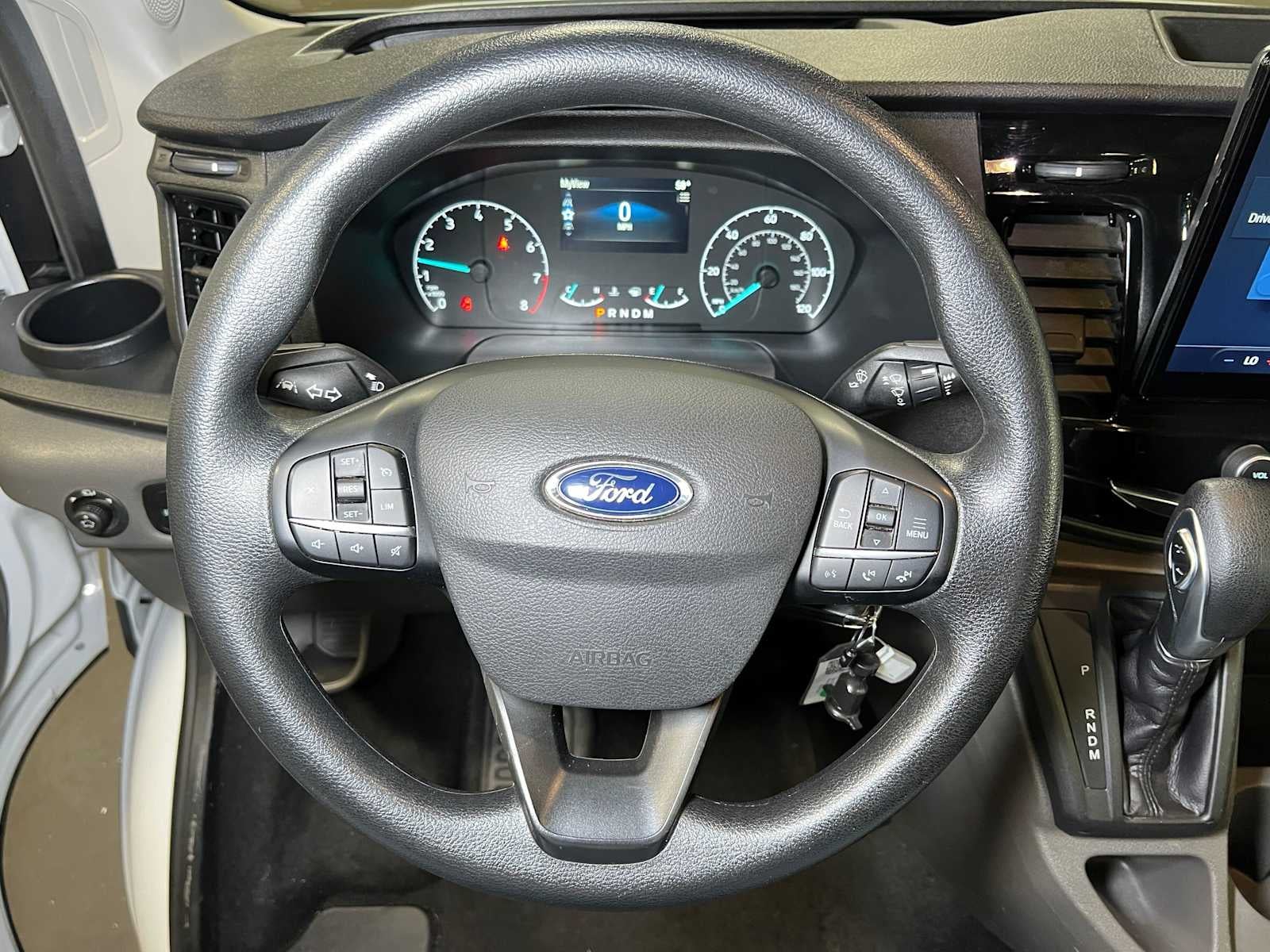 2023 Ford Transit Passenger Wagon XLT