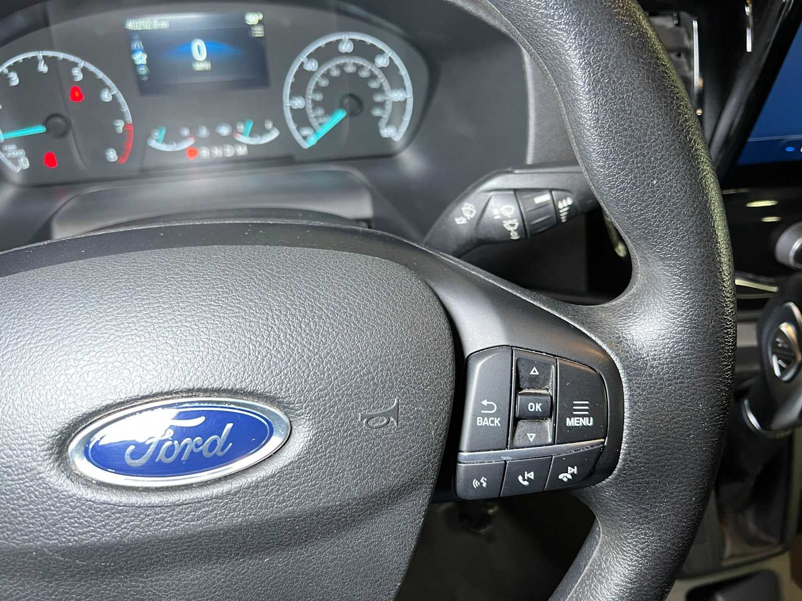 2023 Ford Transit Passenger Wagon XLT