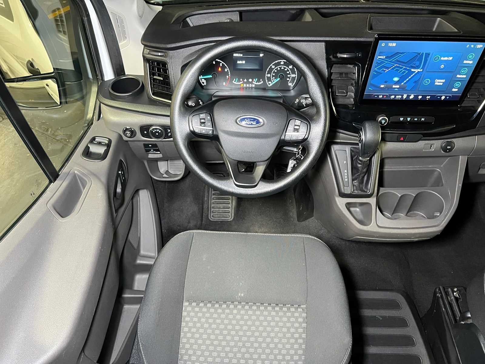 2023 Ford Transit Passenger Wagon XLT