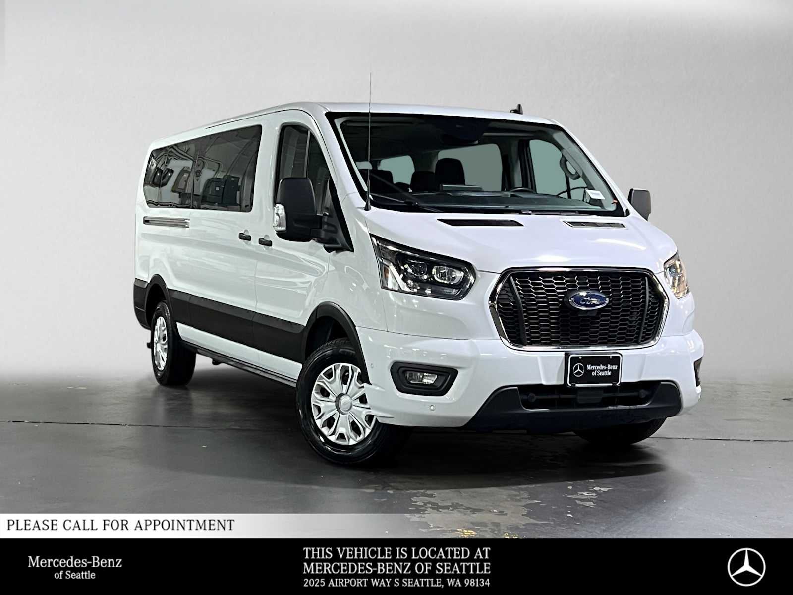 2023 Ford Transit Passenger Wagon XLT