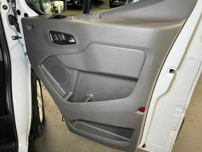 2023 Ford Transit Passenger Wagon XLT