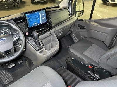 2023 Ford Transit Passenger Wagon XLT