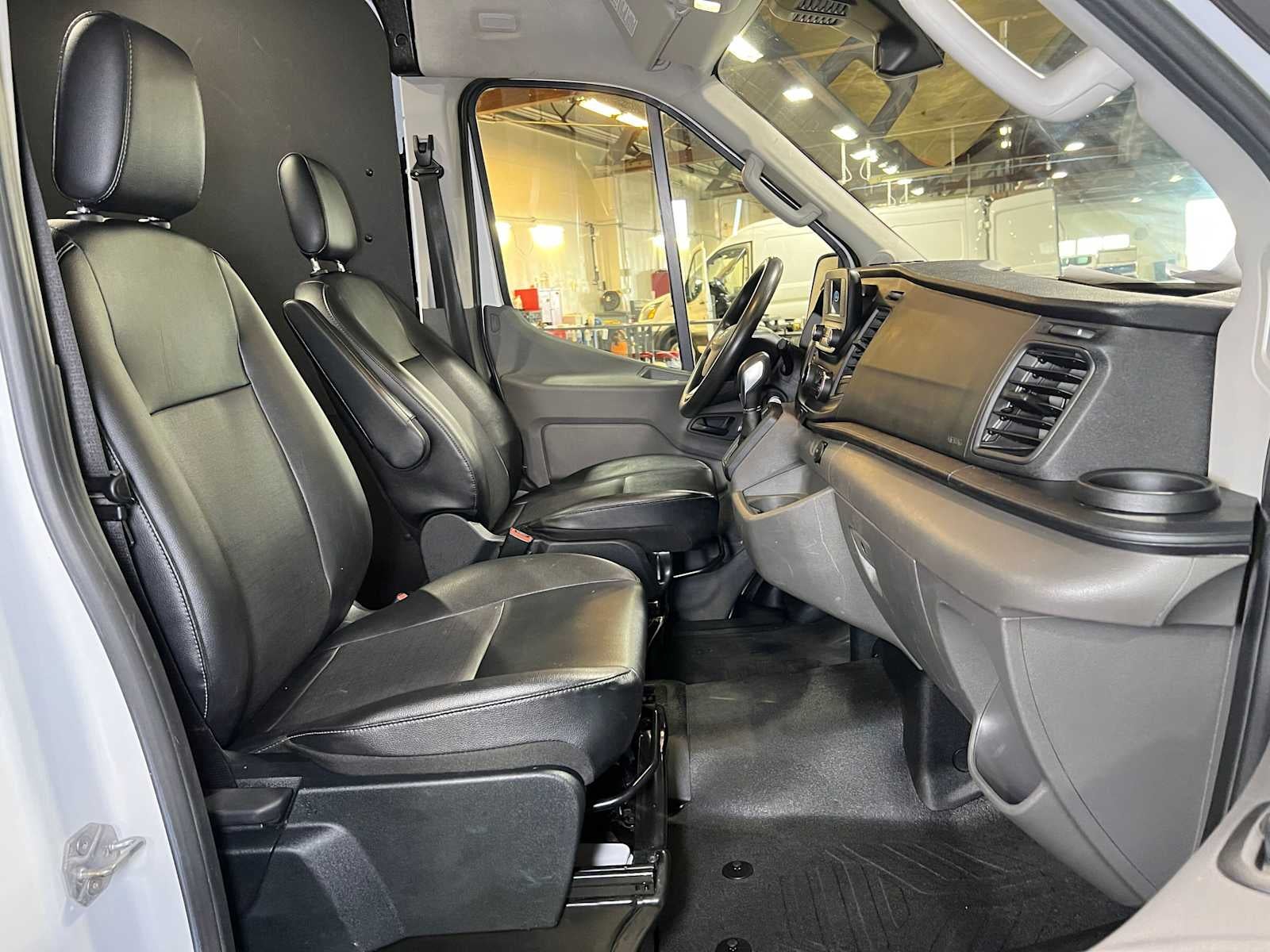 2023 Ford Transit T-250 130" Med Rf 9070 GVWR AWD