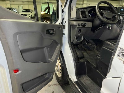 2023 Ford Transit Cargo Van T-250 130" Med Rf 9070 GVWR AWD