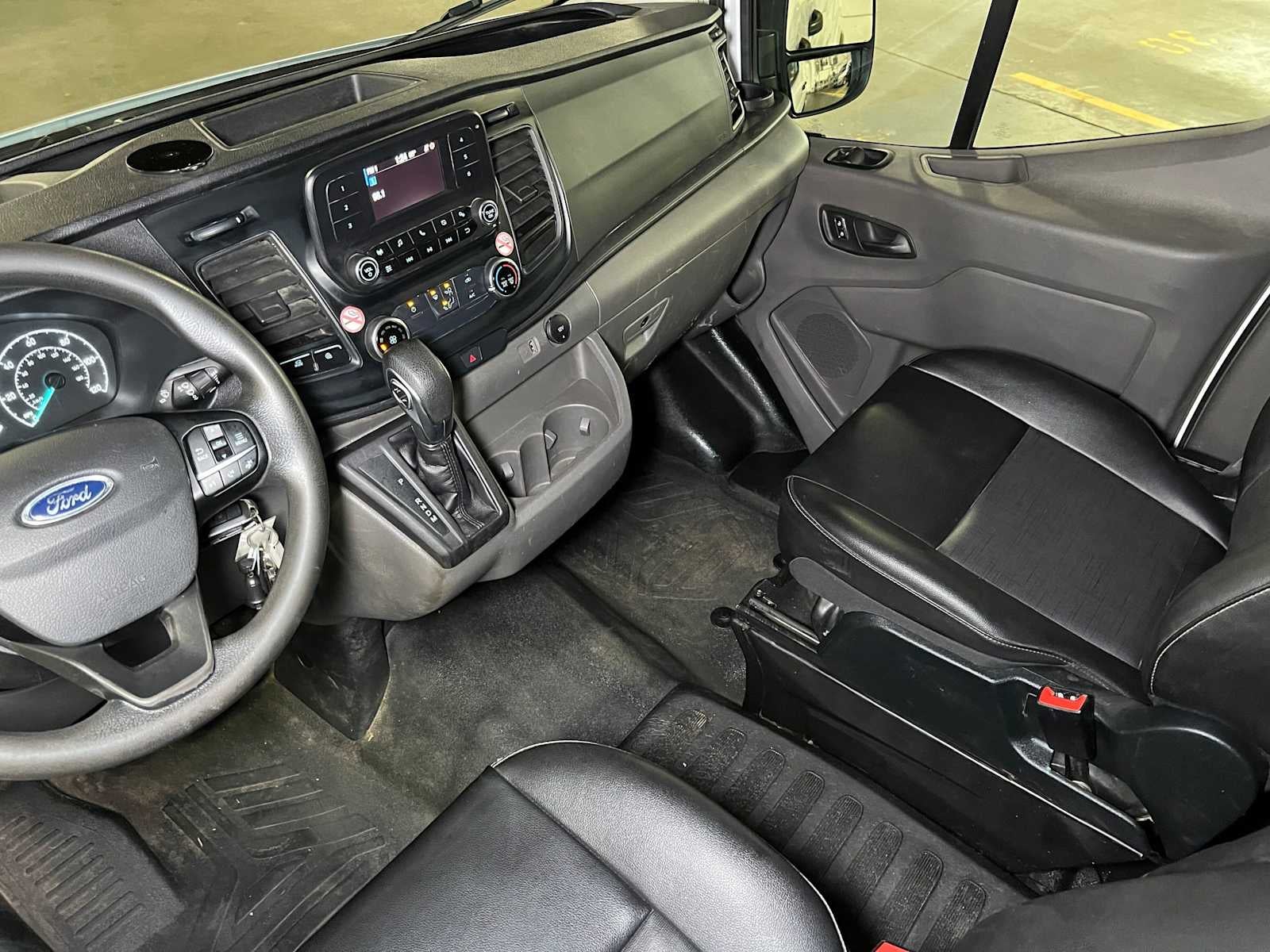 2023 Ford Transit Cargo Van T-250 130" Med Rf 9070 GVWR AWD