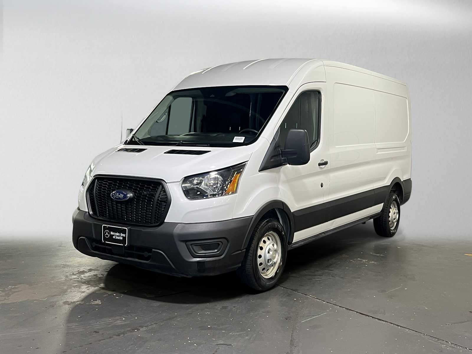 2023 Ford Transit Cargo Van T-250 130" Med Rf 9070 GVWR AWD