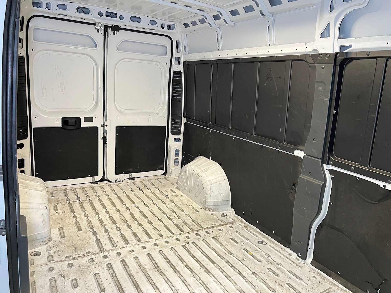 2024 RAM ProMaster Cargo Van Tradesman