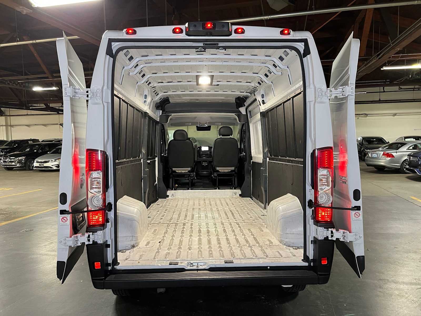 2024 RAM ProMaster Cargo Van Tradesman