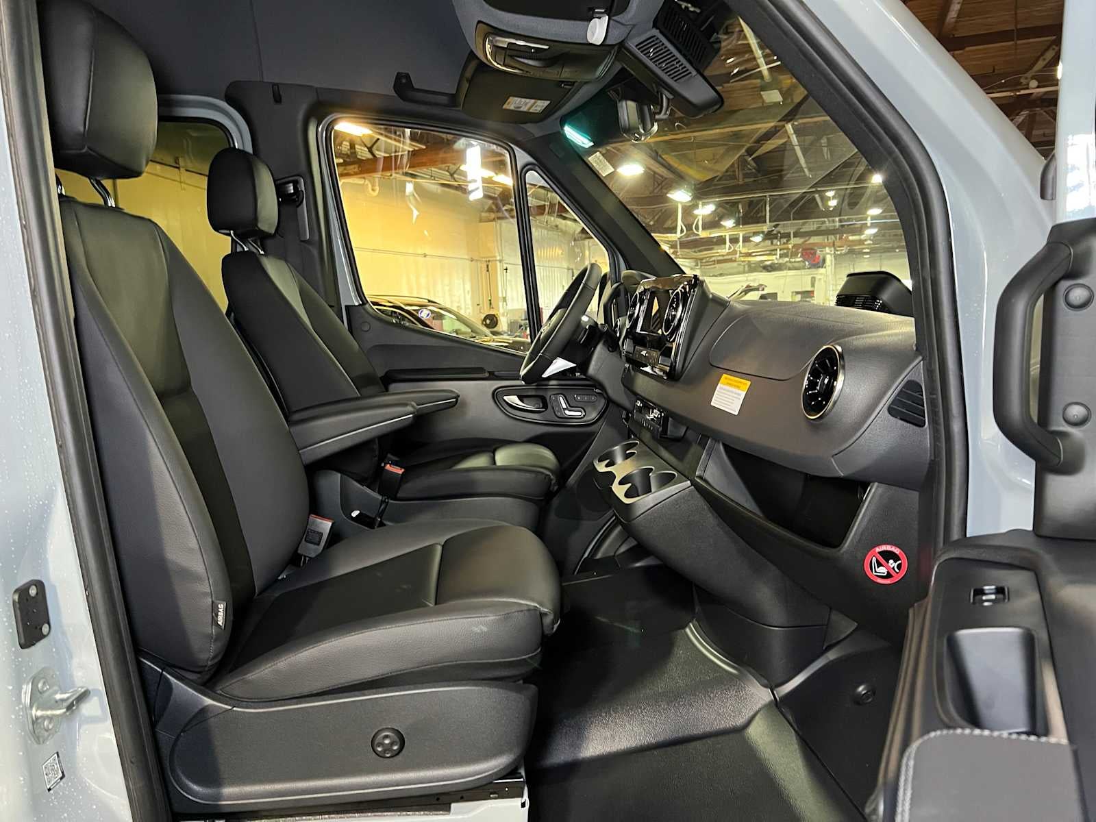 2026 Mercedes-Benz Sprinter 2500 Standard Roof I4 Diesel HO 144" AWD