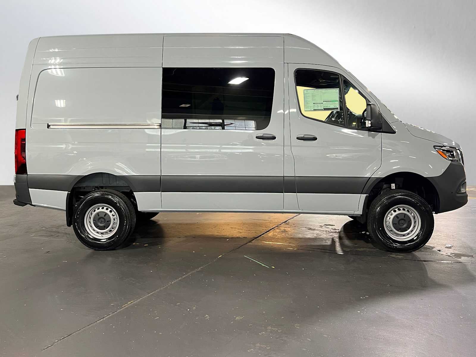 2026 Mercedes-Benz Sprinter 2500 Standard Roof I4 Diesel HO 144" AWD