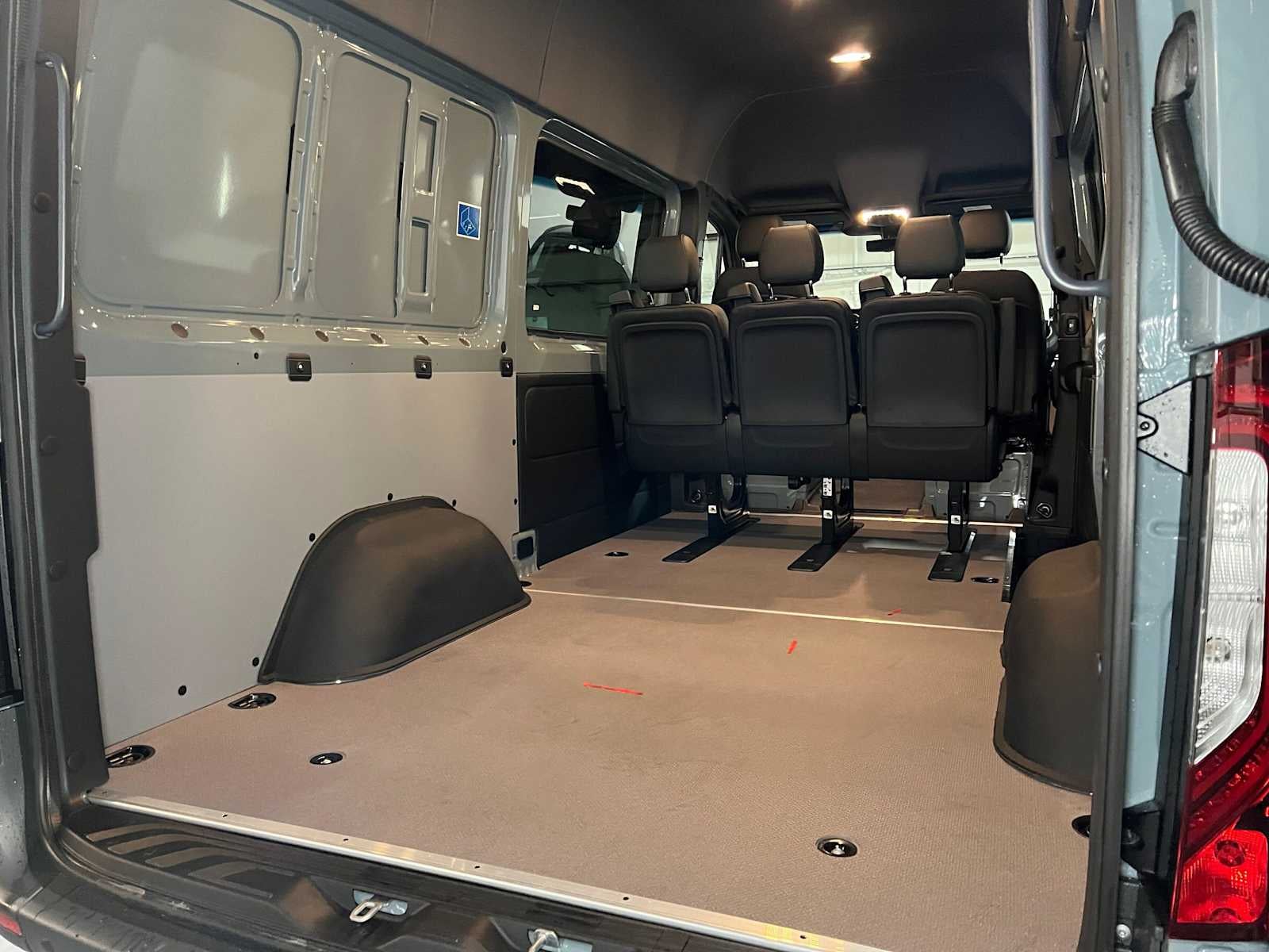 2026 Mercedes-Benz Sprinter 2500 Standard Roof I4 Diesel HO 144 AWD