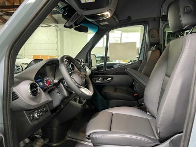 2026 Mercedes-Benz Sprinter 2500 Standard Roof I4 Diesel HO 144 AWD