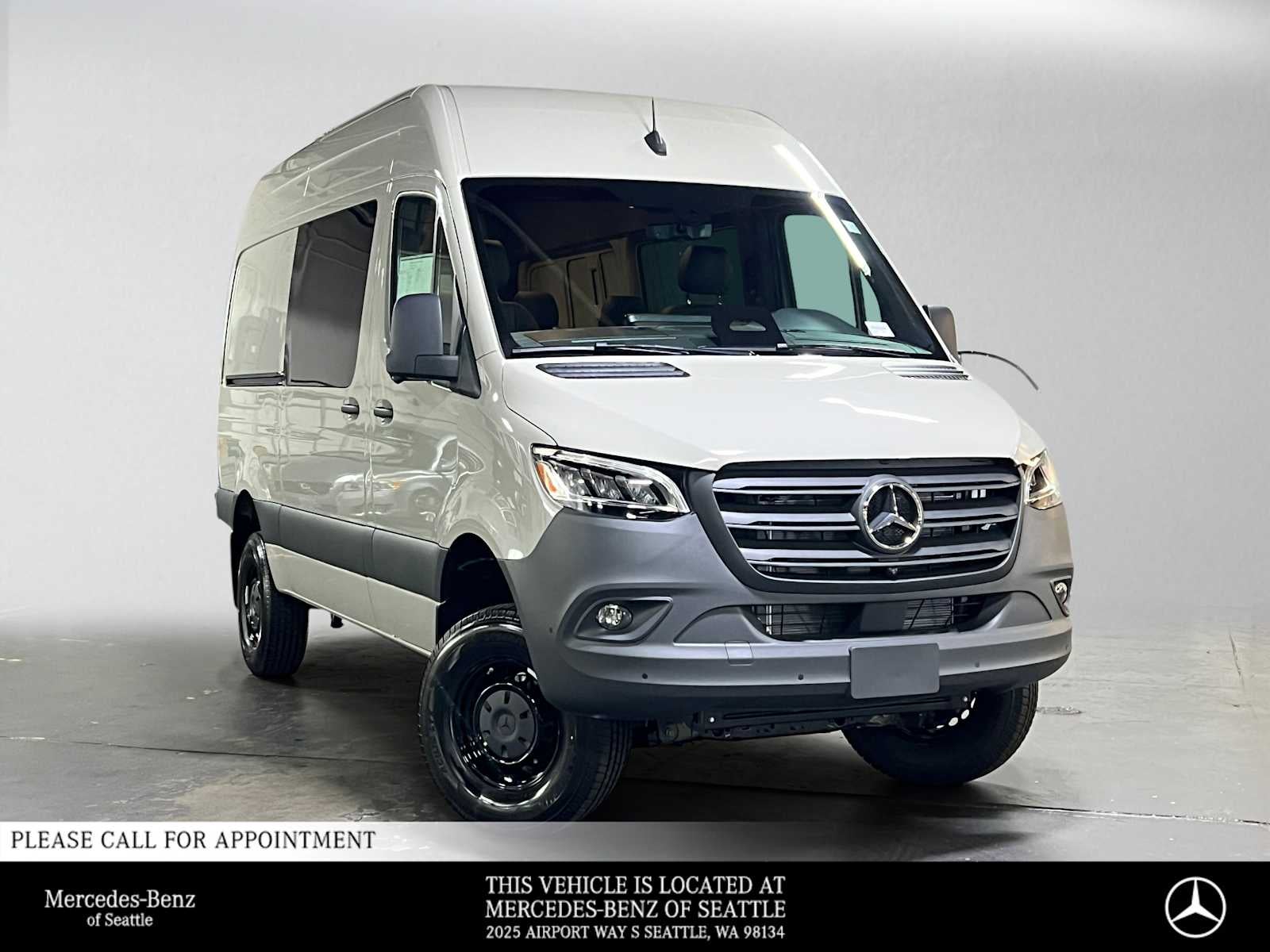 2026 Mercedes-Benz Sprinter 2500 Standard Roof I4 Diesel HO 144 AWD
