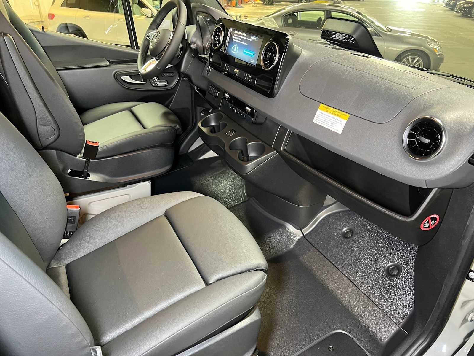 2026 Mercedes-Benz Sprinter 2500 Standard Roof I4 Diesel HO 144 AWD