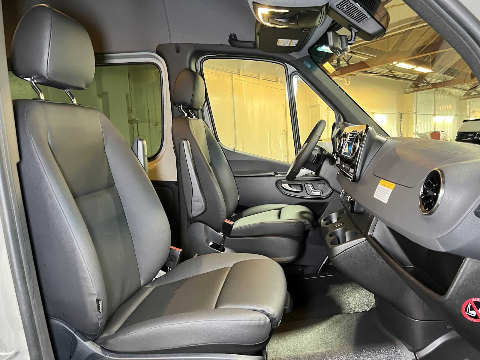 2026 Mercedes-Benz Sprinter 2500 Standard Roof I4 Diesel HO 144 AWD