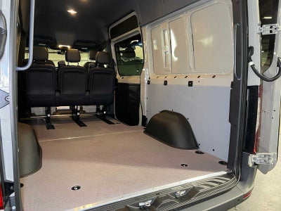 2026 Mercedes-Benz Sprinter 2500 Standard Roof I4 Diesel HO 144 AWD