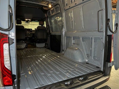 2026 Mercedes-Benz Sprinter 2500 Standard Roof I4 Diesel HO 144 AWD