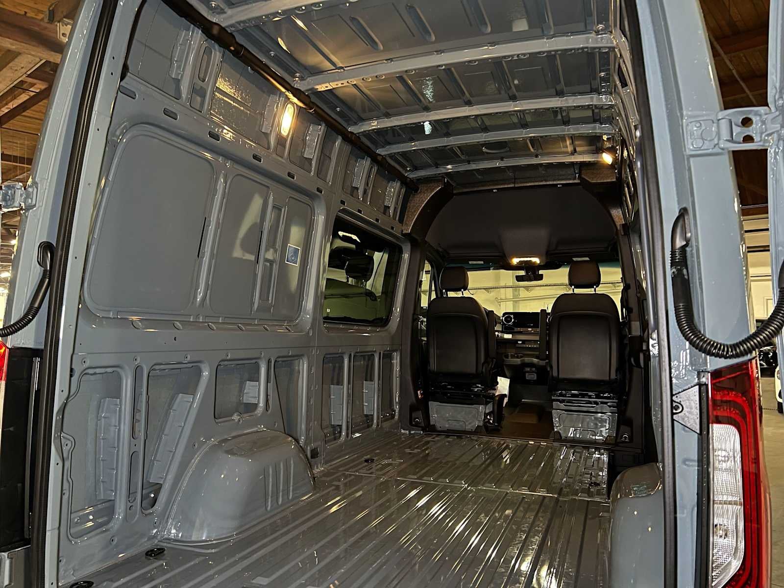 2026 Mercedes-Benz Sprinter 2500 Standard Roof I4 Diesel HO 144 AWD