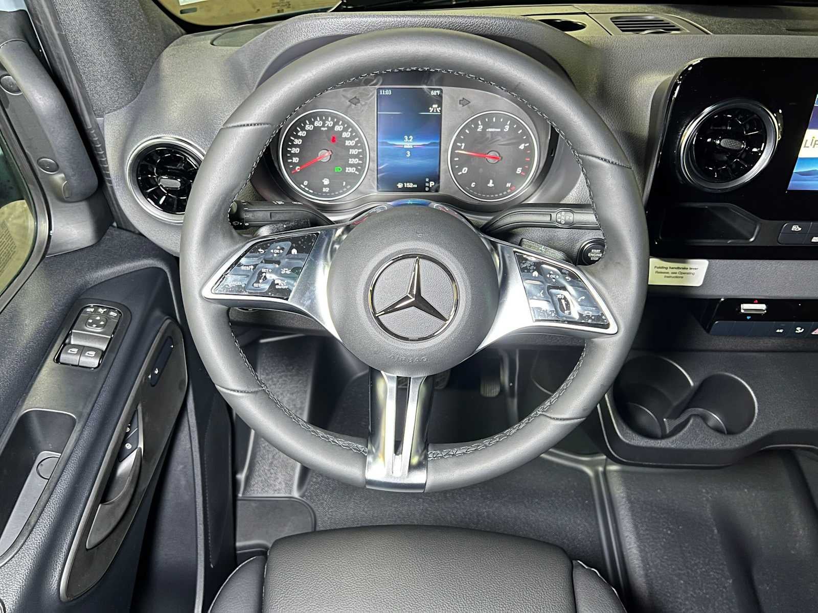 2026 Mercedes-Benz Sprinter 2500 Standard Roof I4 Diesel HO 144 AWD