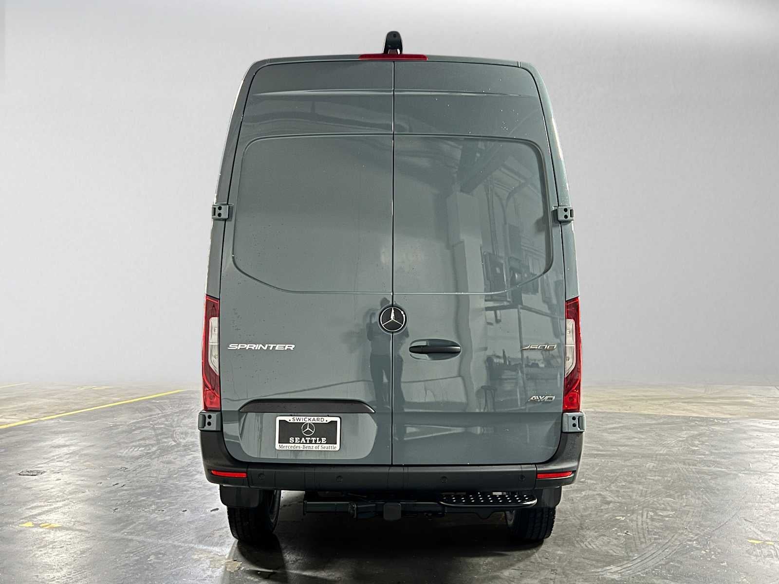 2026 Mercedes-Benz Sprinter 2500 Standard Roof I4 Diesel HO 144 AWD