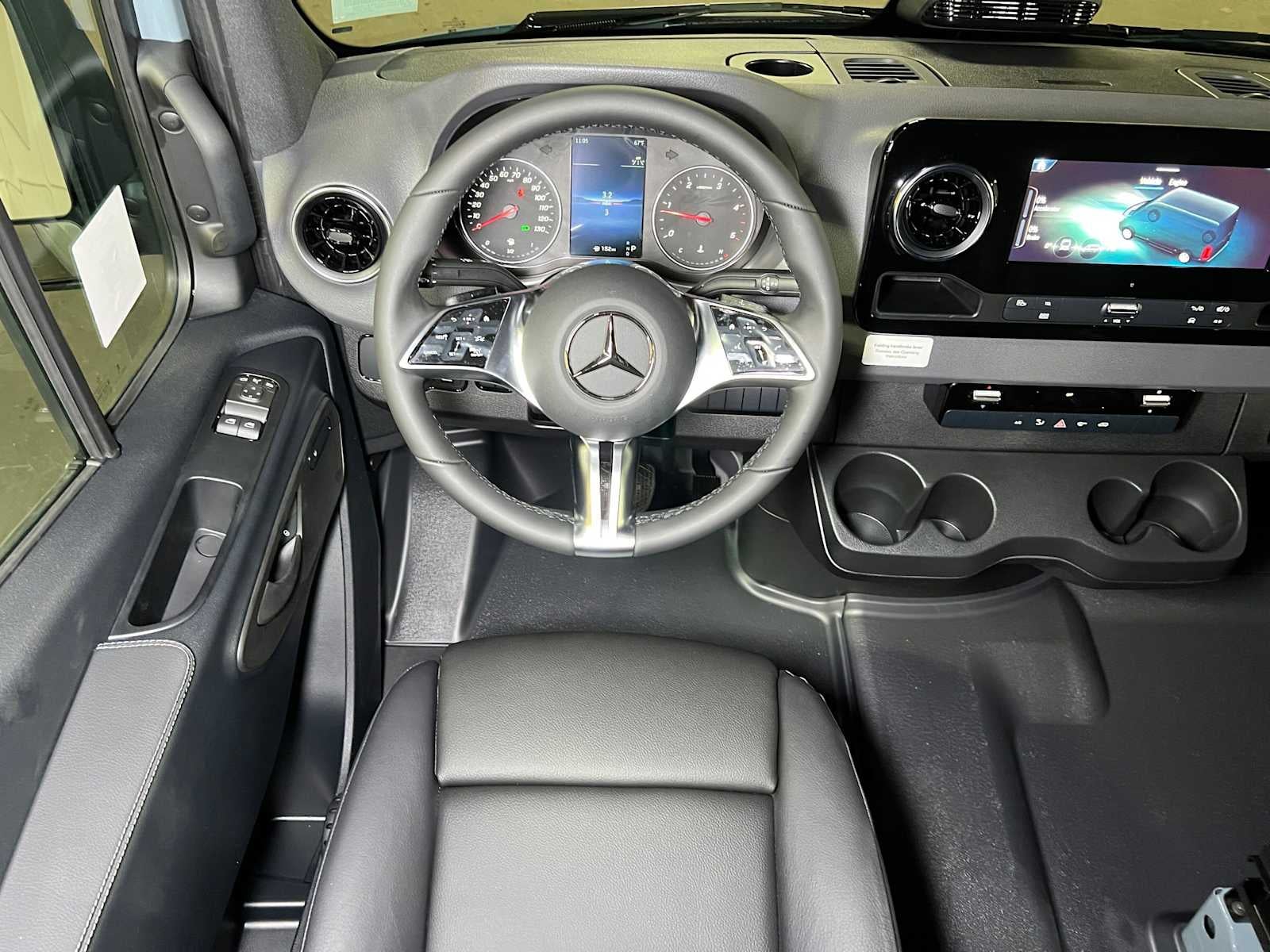 2026 Mercedes-Benz Sprinter 2500 Standard Roof I4 Diesel HO 144 AWD