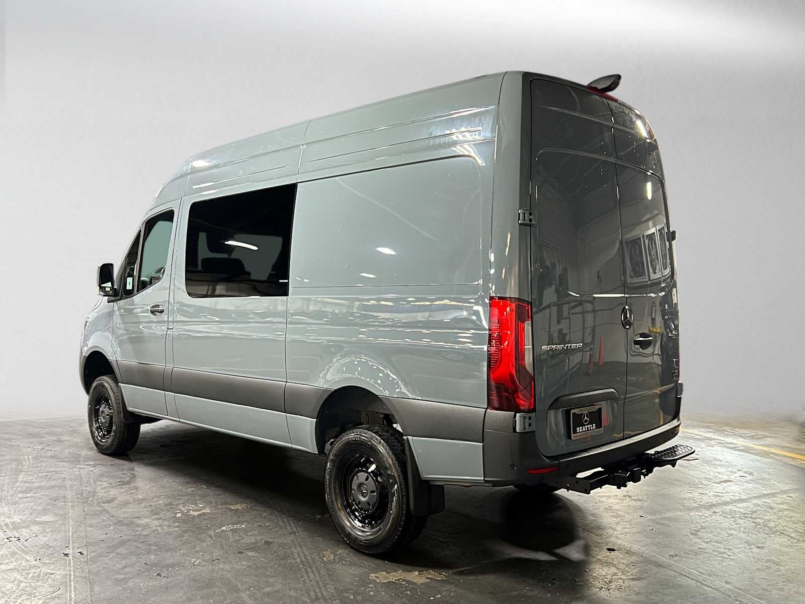 2026 Mercedes-Benz Sprinter 2500 Standard Roof I4 Diesel HO 144 AWD