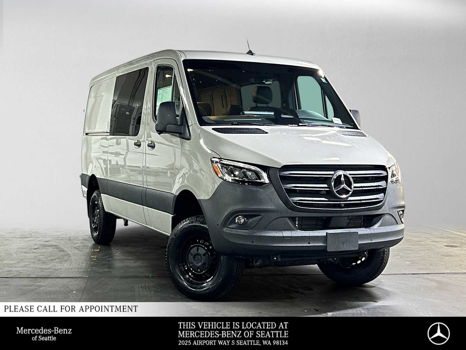 2026 Mercedes-Benz Sprinter 2500 Standard Roof I4 Diesel HO 144 AWD