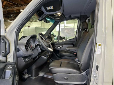2026 Mercedes-Benz Sprinter 2500 Standard Roof I4 Diesel HO 144 AWD