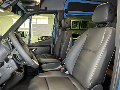 2026 Mercedes-Benz Sprinter Crew 2500 Standard Roof I4 Diesel HO 144 AWD