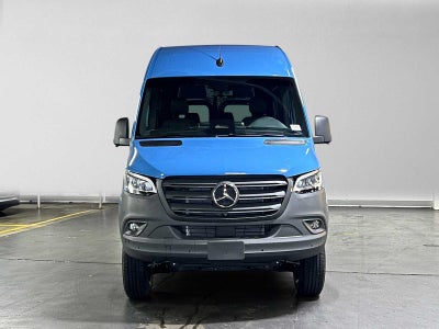 2026 Mercedes-Benz Sprinter Crew 2500 Standard Roof I4 Diesel HO 144 AWD