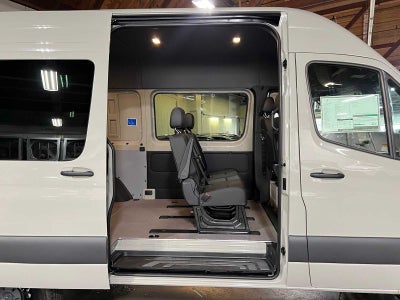 2026 Mercedes-Benz Sprinter Crew 2500 Standard Roof I4 Diesel HO 144 AWD