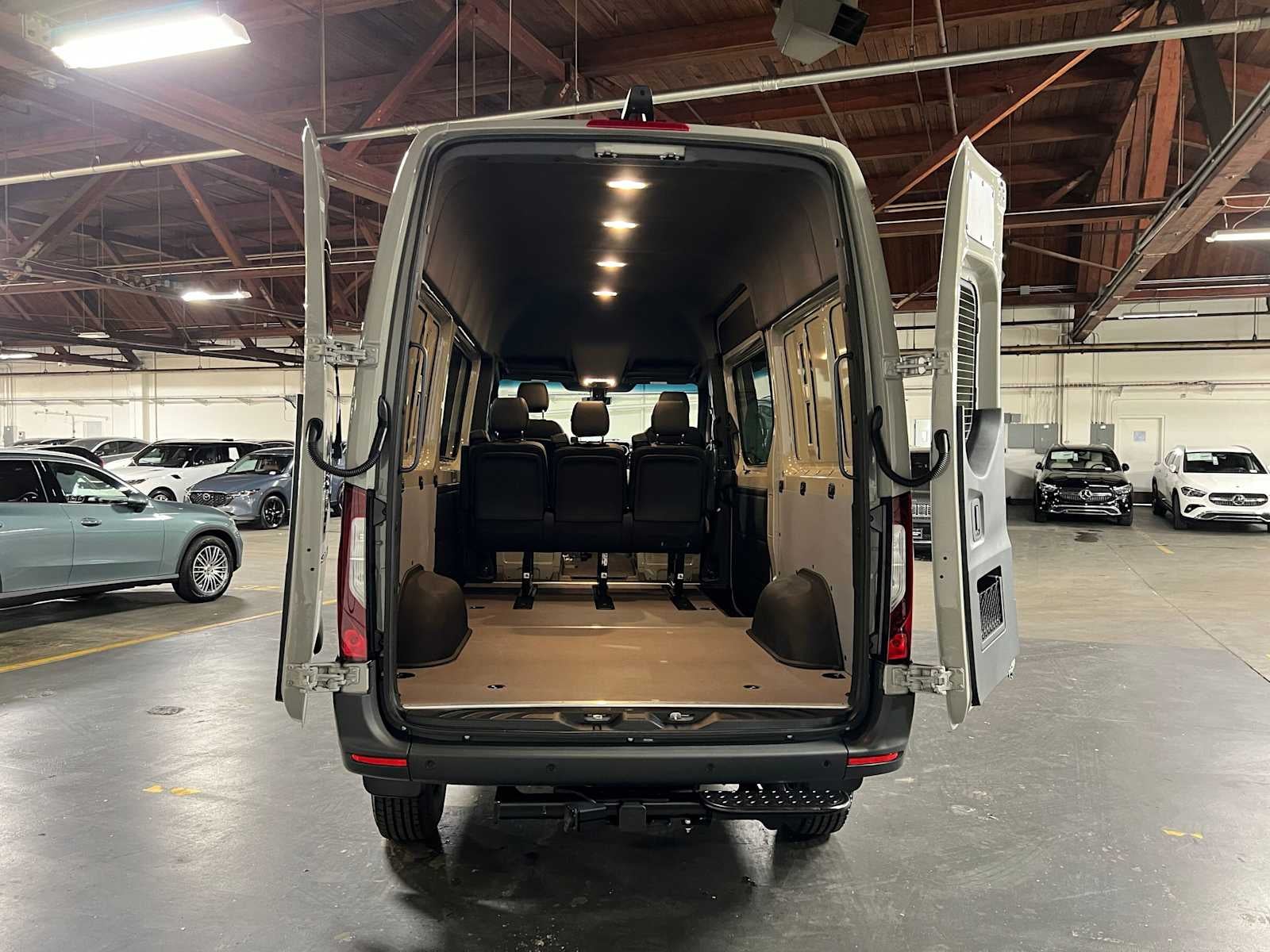 2026 Mercedes-Benz Sprinter Crew 2500 Standard Roof I4 Diesel HO 144 AWD