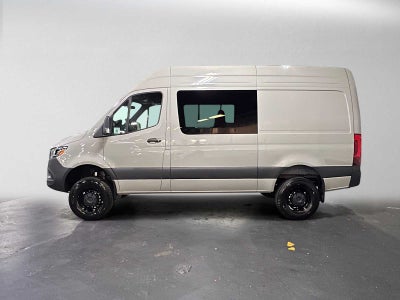 2026 Mercedes-Benz Sprinter Crew 2500 Standard Roof I4 Diesel HO 144 AWD