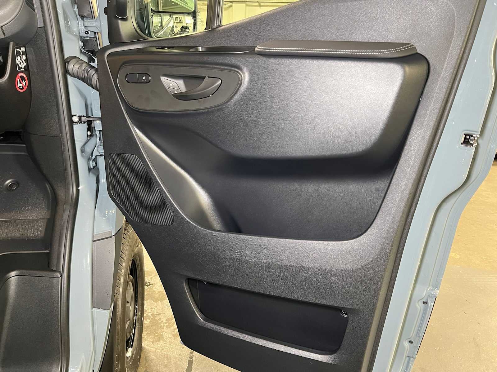 2026 Mercedes-Benz Sprinter Cargo 2500 Standard Roof I4 Diesel HO 144 AWD