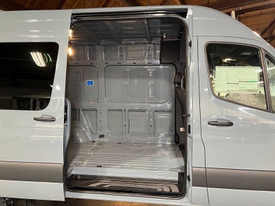 2026 Mercedes-Benz Sprinter Cargo 2500 Standard Roof I4 Diesel HO 144 AWD