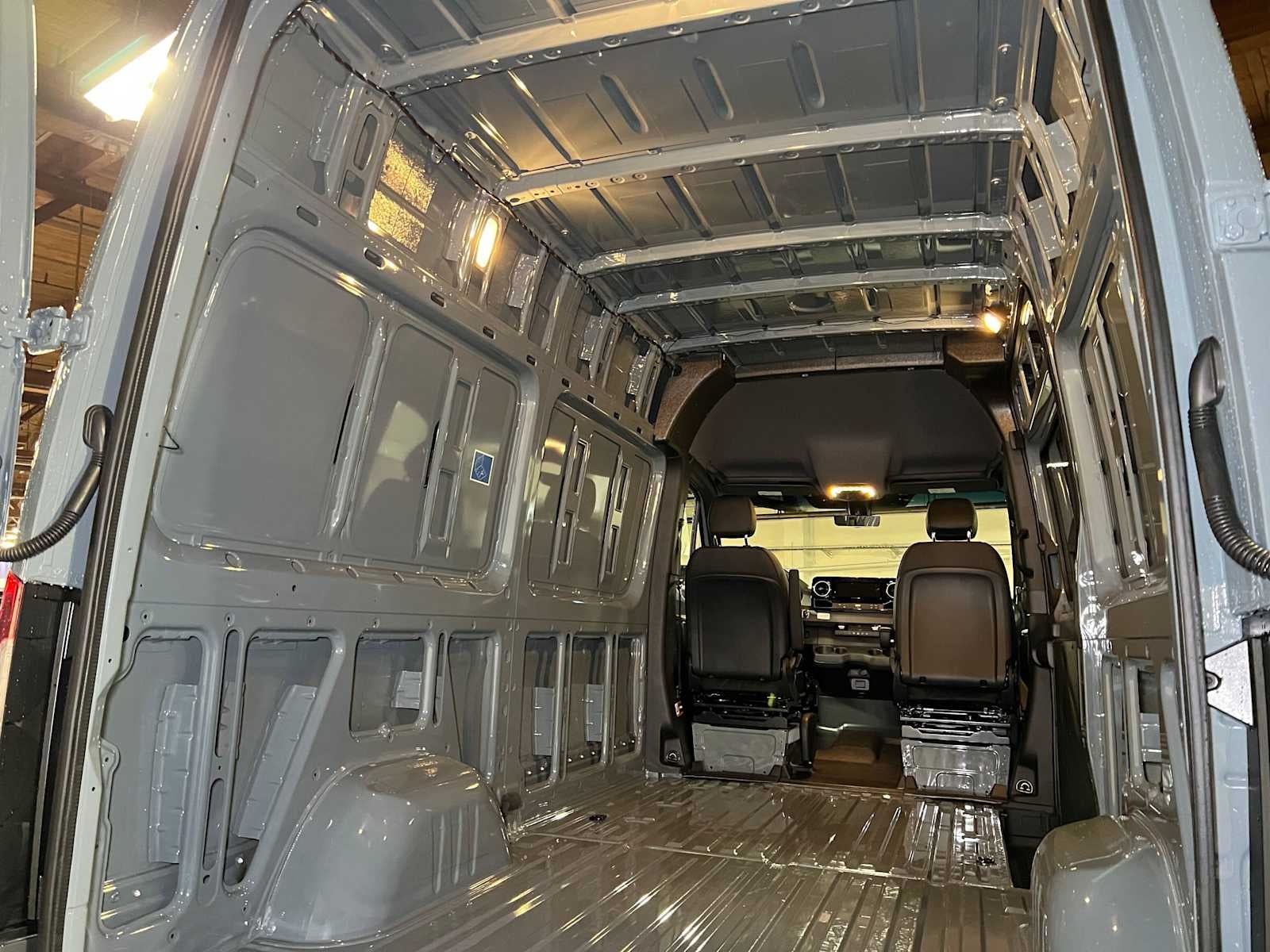 2026 Mercedes-Benz Sprinter Cargo 2500 Standard Roof I4 Diesel HO 144 AWD