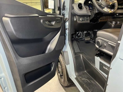 2026 Mercedes-Benz Sprinter Cargo 2500 Standard Roof I4 Diesel HO 144 AWD