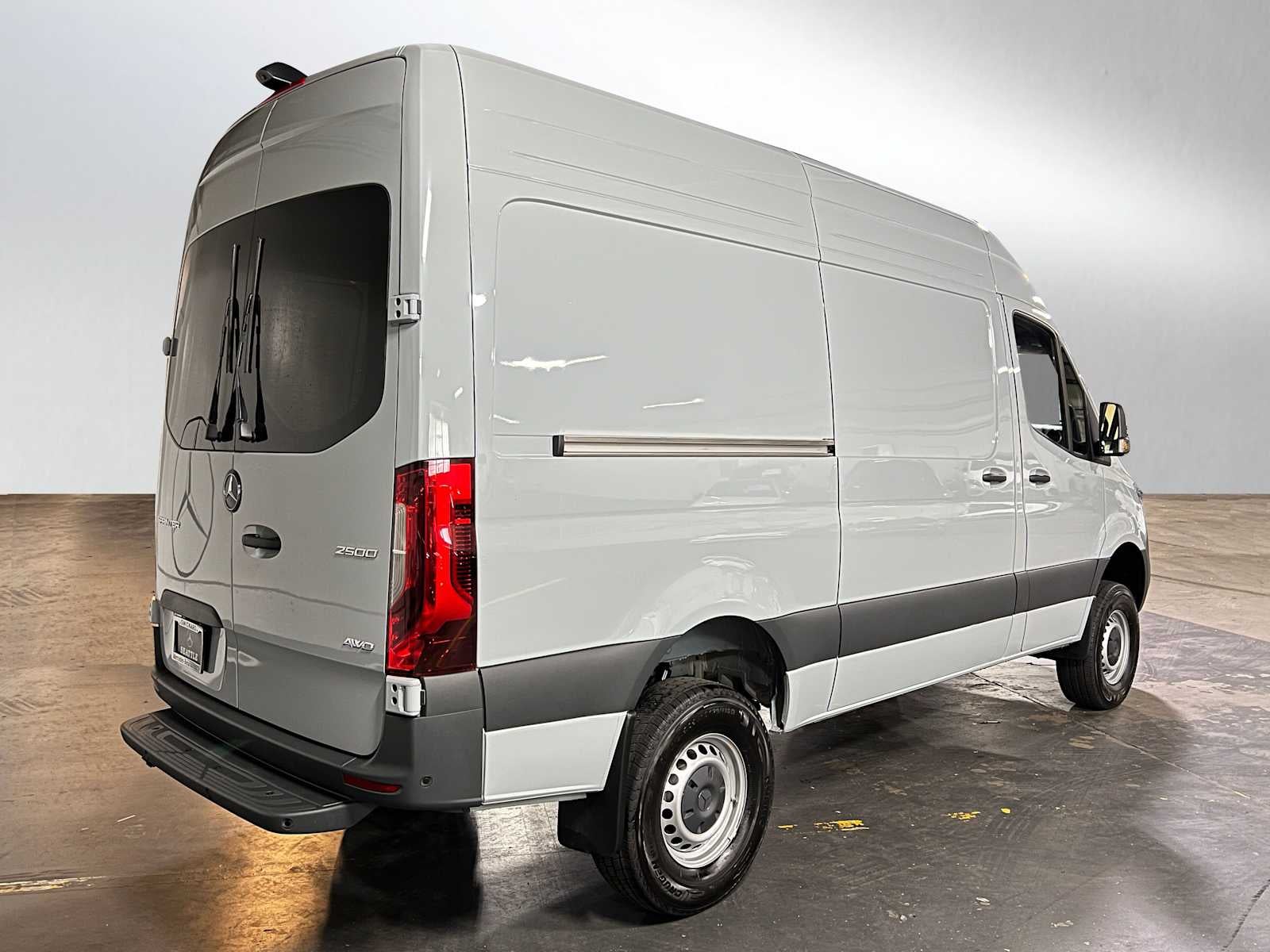 2026 Mercedes-Benz Sprinter 2500 Standard Roof I4 Diesel HO 144 AWD