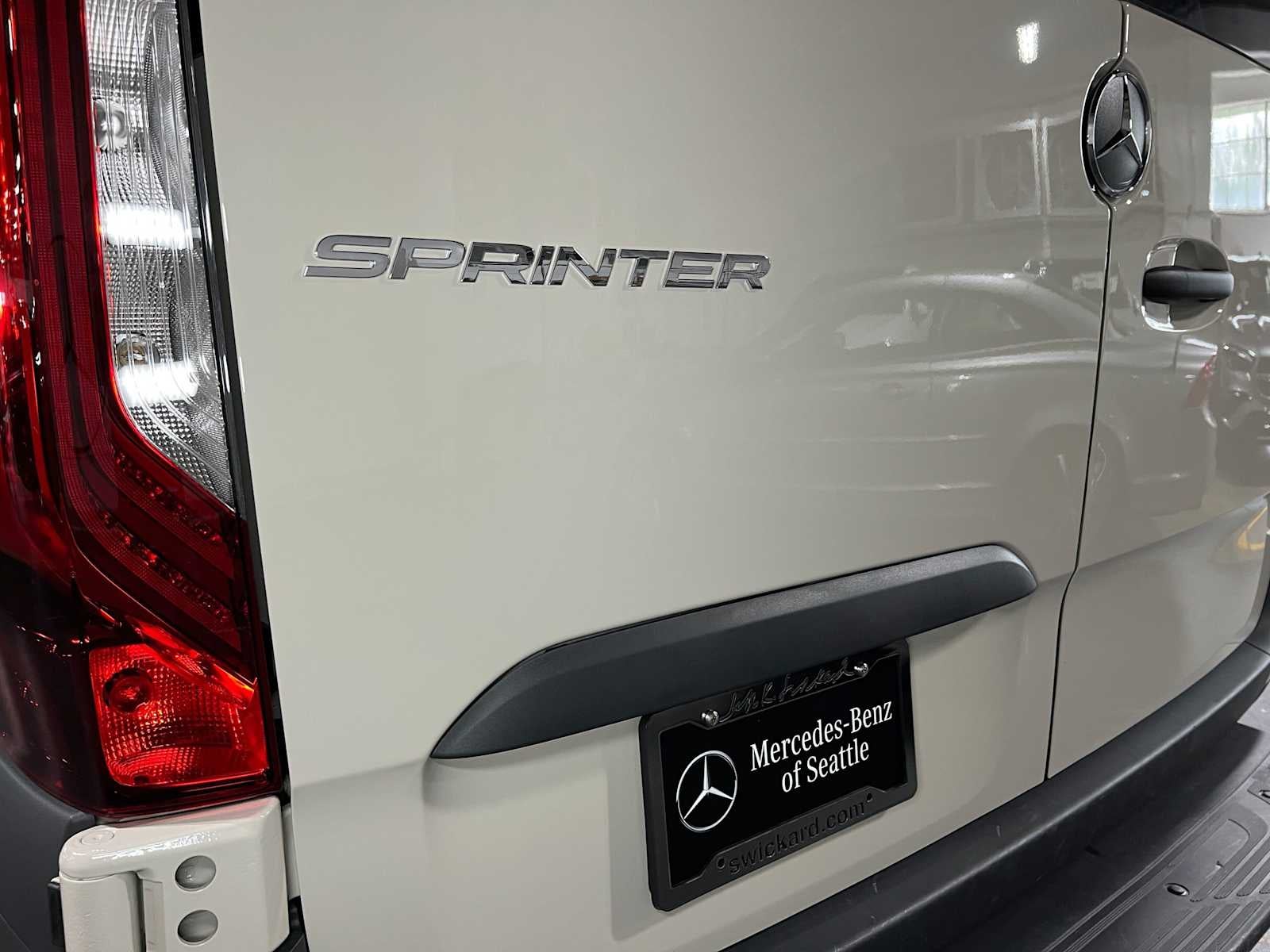 2026 Mercedes-Benz Sprinter 2500 Standard Roof I4 Diesel HO 144 AWD