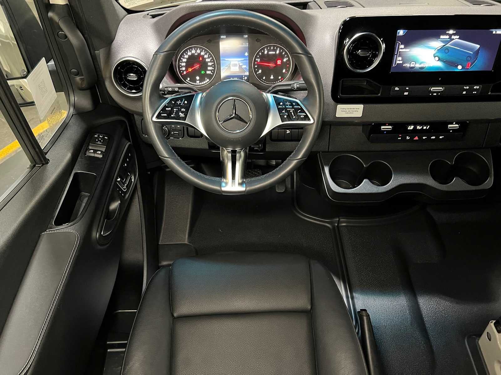 2026 Mercedes-Benz Sprinter 2500 Standard Roof I4 Diesel HO 144 AWD