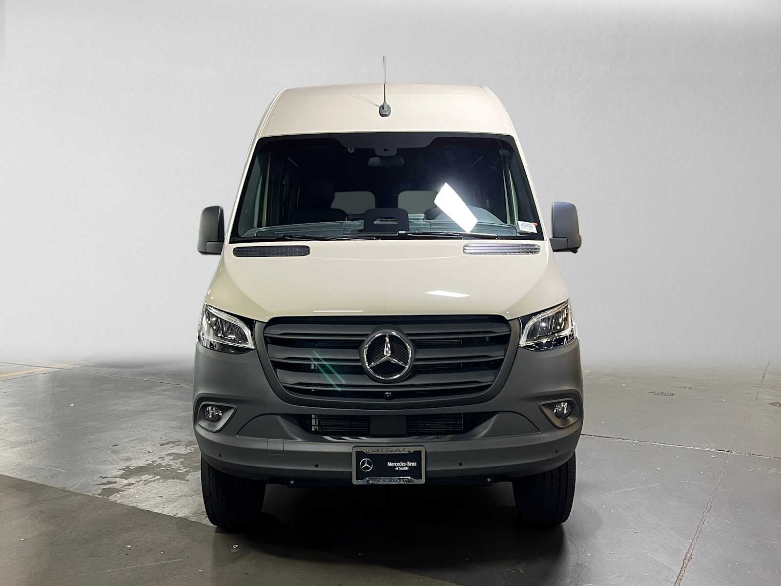 2026 Mercedes-Benz Sprinter 2500 Standard Roof I4 Diesel HO 144 AWD