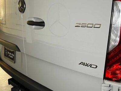 2026 Mercedes-Benz Sprinter 2500 Standard Roof I4 Diesel HO 144 AWD
