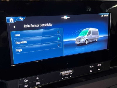 2026 Mercedes-Benz Sprinter 2500 Standard Roof I4 Diesel HO 144 AWD