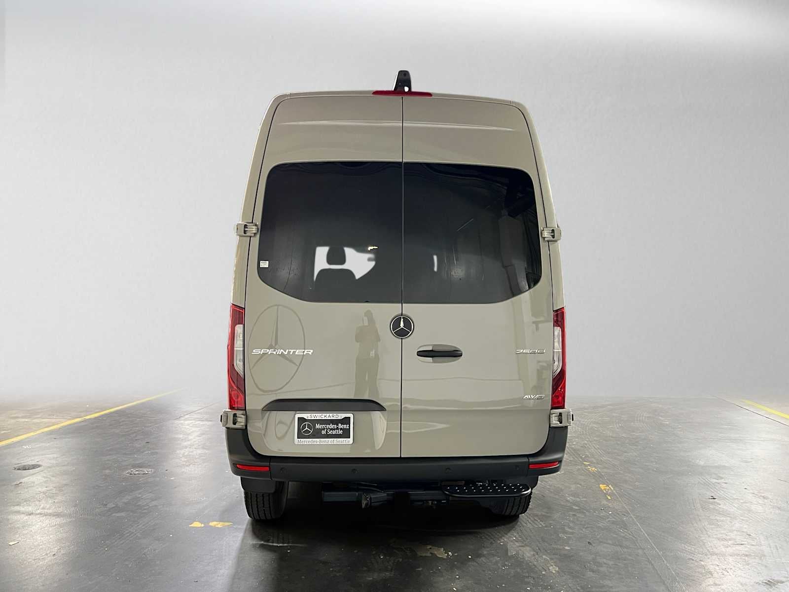 2026 Mercedes-Benz Sprinter 2500 Standard Roof I4 Diesel HO 144 AWD