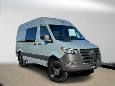2026 Mercedes-Benz Sprinter Crew 2500 Standard Roof I4 Diesel HO 144 AWD
