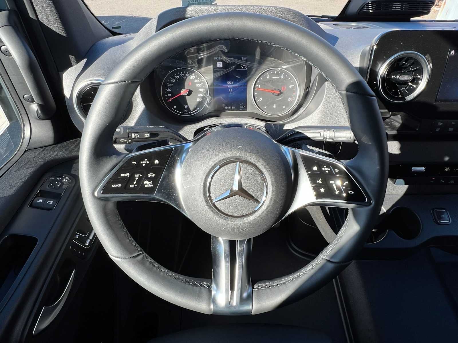 2026 Mercedes-Benz Sprinter Crew 2500 Standard Roof I4 Diesel HO 144 AWD